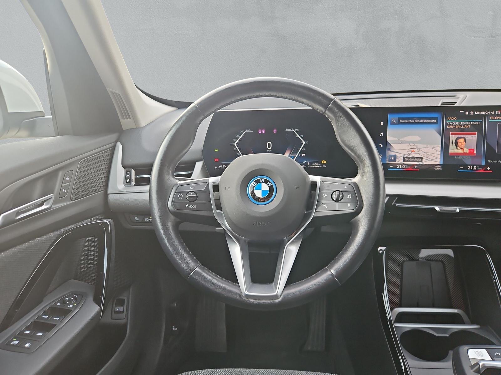 BMW X1 30e xDrive U11 (CH) AHK 1.8T - 16