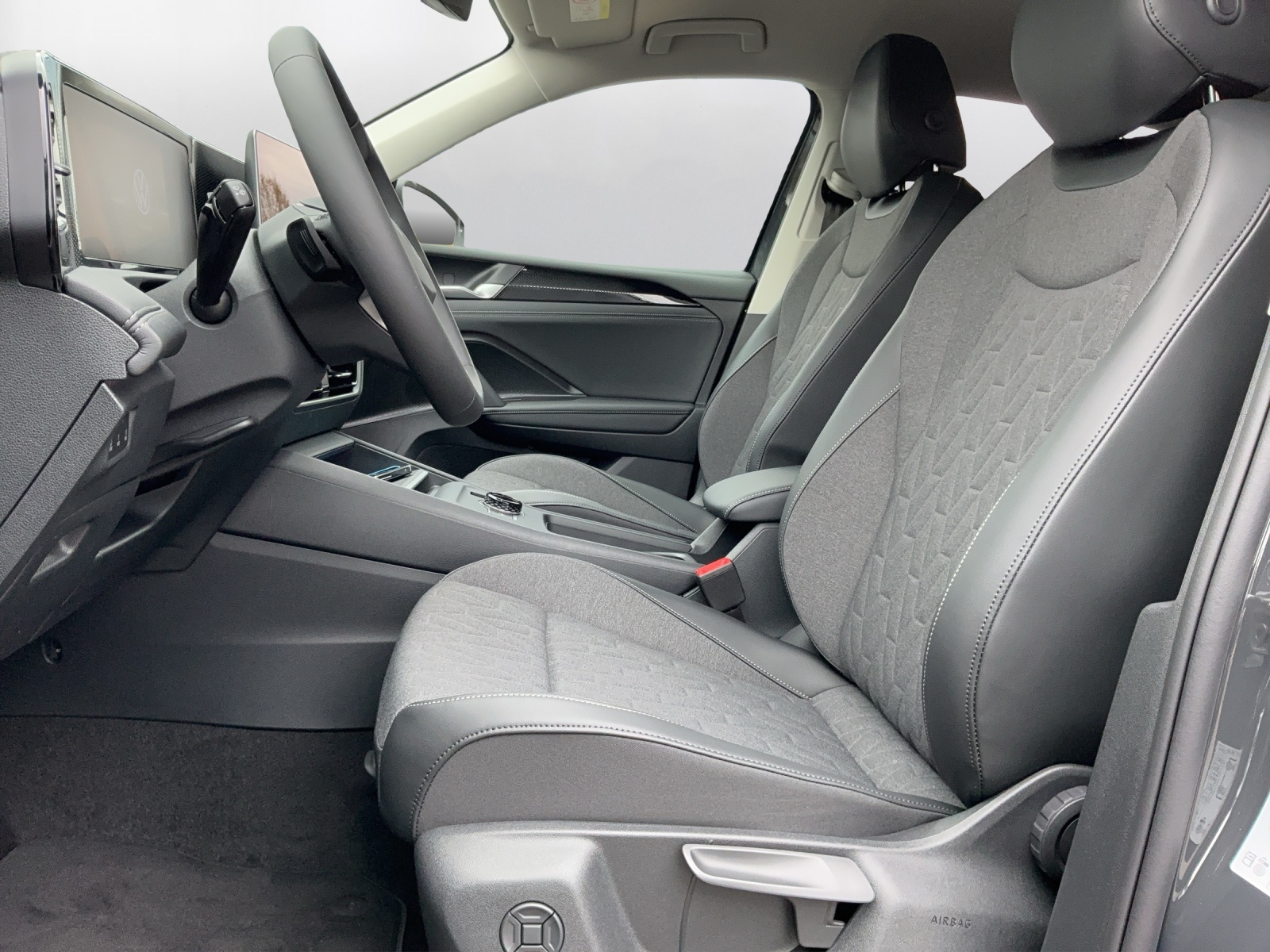 VW Tiguan 2.0 TSI DSG United 4Motion - 10