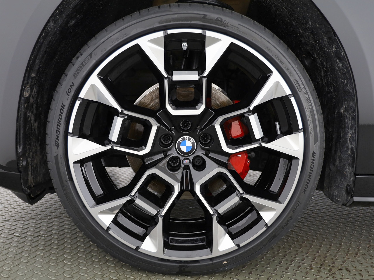 BMW iX3 50 xDrive M Sport - 8