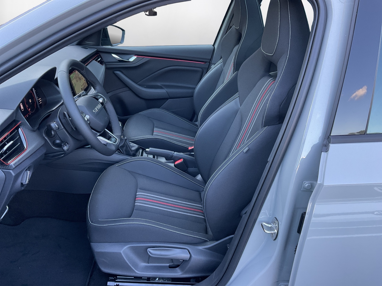SKODA Scala 1.5 TSI Monte Carlo DSG - 11