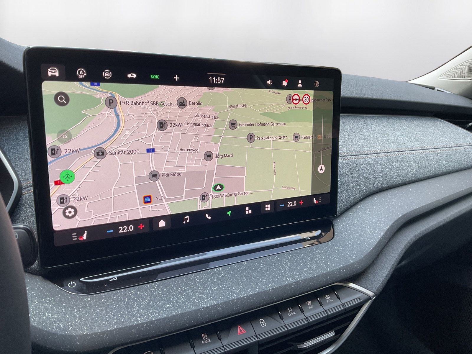 SKODA Octavia Combi 1.5 TSI mHEV DSG Selection - 10