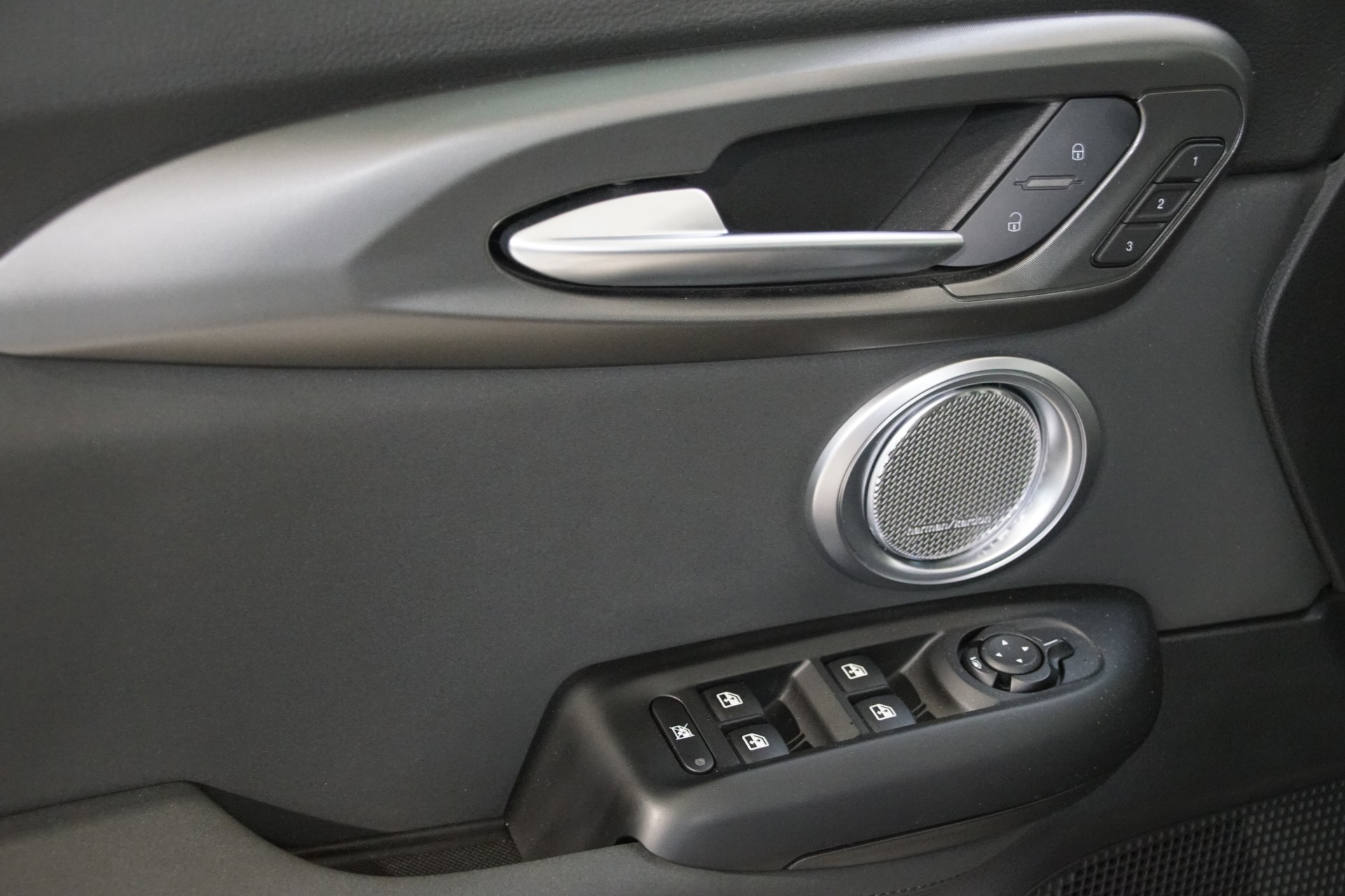 ALFA ROMEO Tonale 1.5 48V Hybrid Ti Edition **swiss** - 14