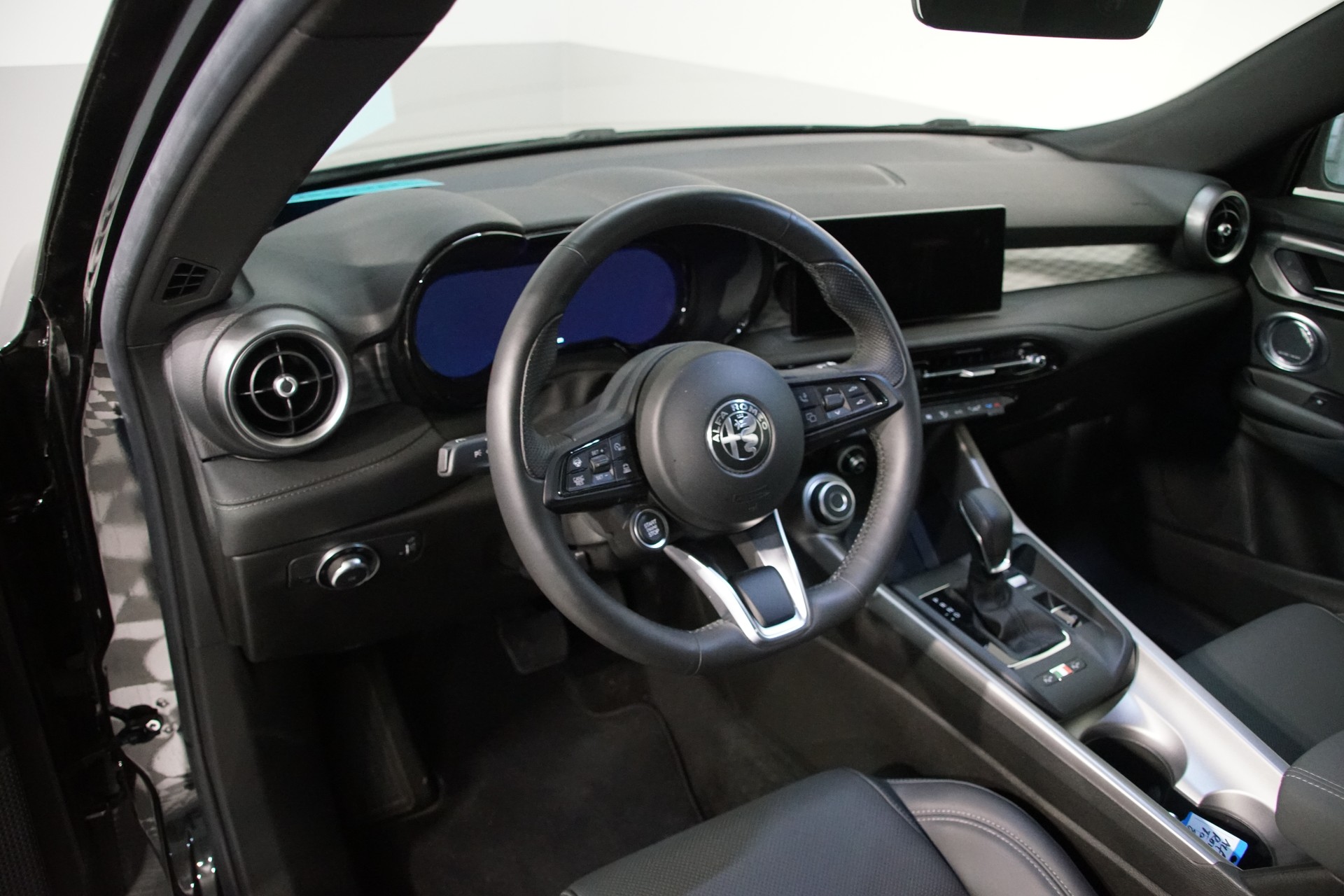 ALFA ROMEO Tonale 1.5 48V Hybrid Ti Edition **swiss** - 12