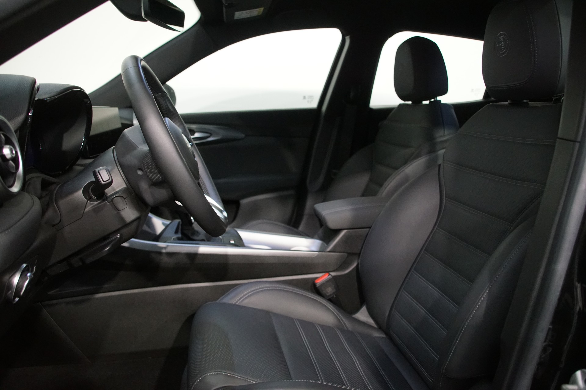 ALFA ROMEO Tonale 1.5 48V Hybrid Ti Edition **swiss** - 11