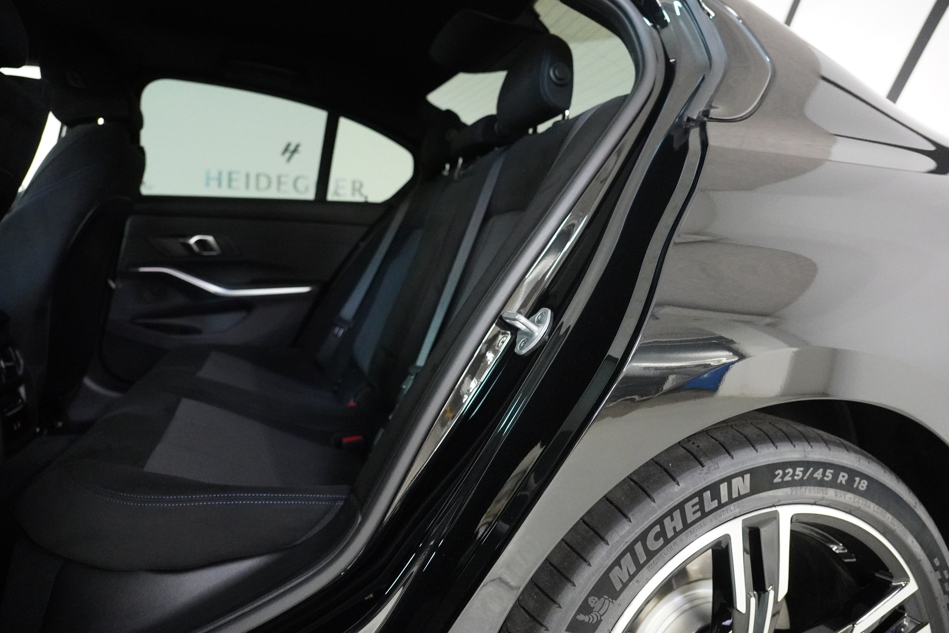BMW 320d xDrive 48V Steptronic M Sport - 13