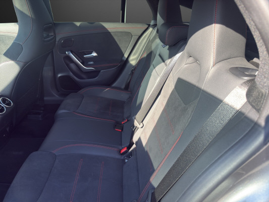 MERCEDES-BENZ CLA SB 250 8G-DCT 4M - 10