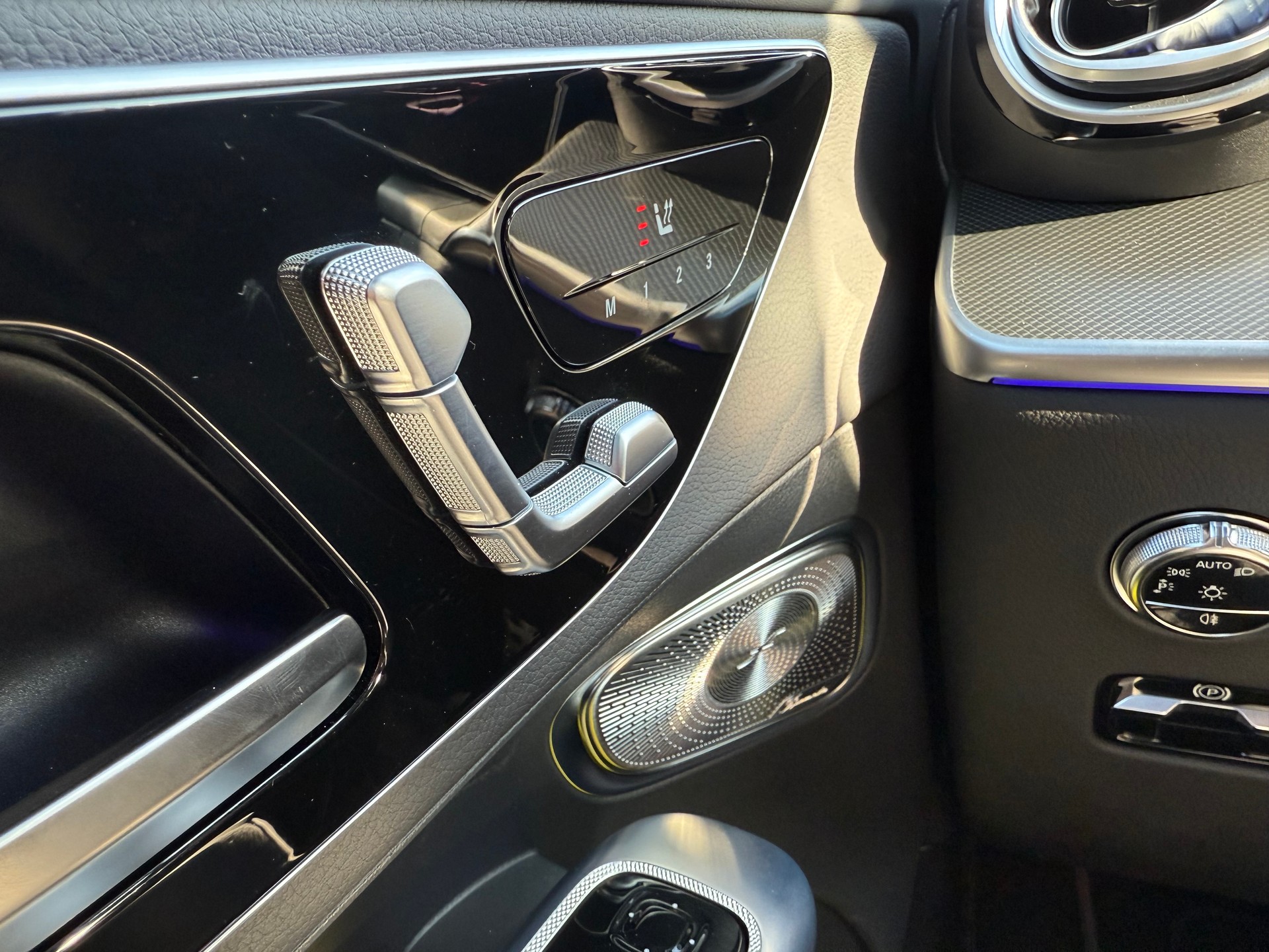 MERCEDES-BENZ GLC 300 e 4M 9G-Tronic - 13