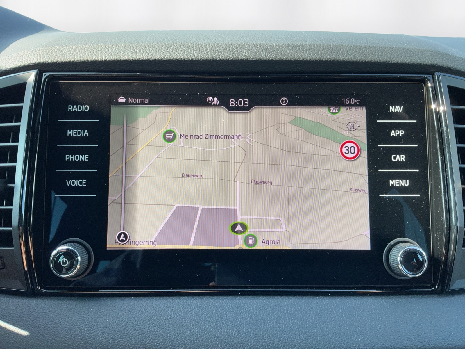 SKODA Karoq 2.0 TSI SportLine 4x4 DSG - 9