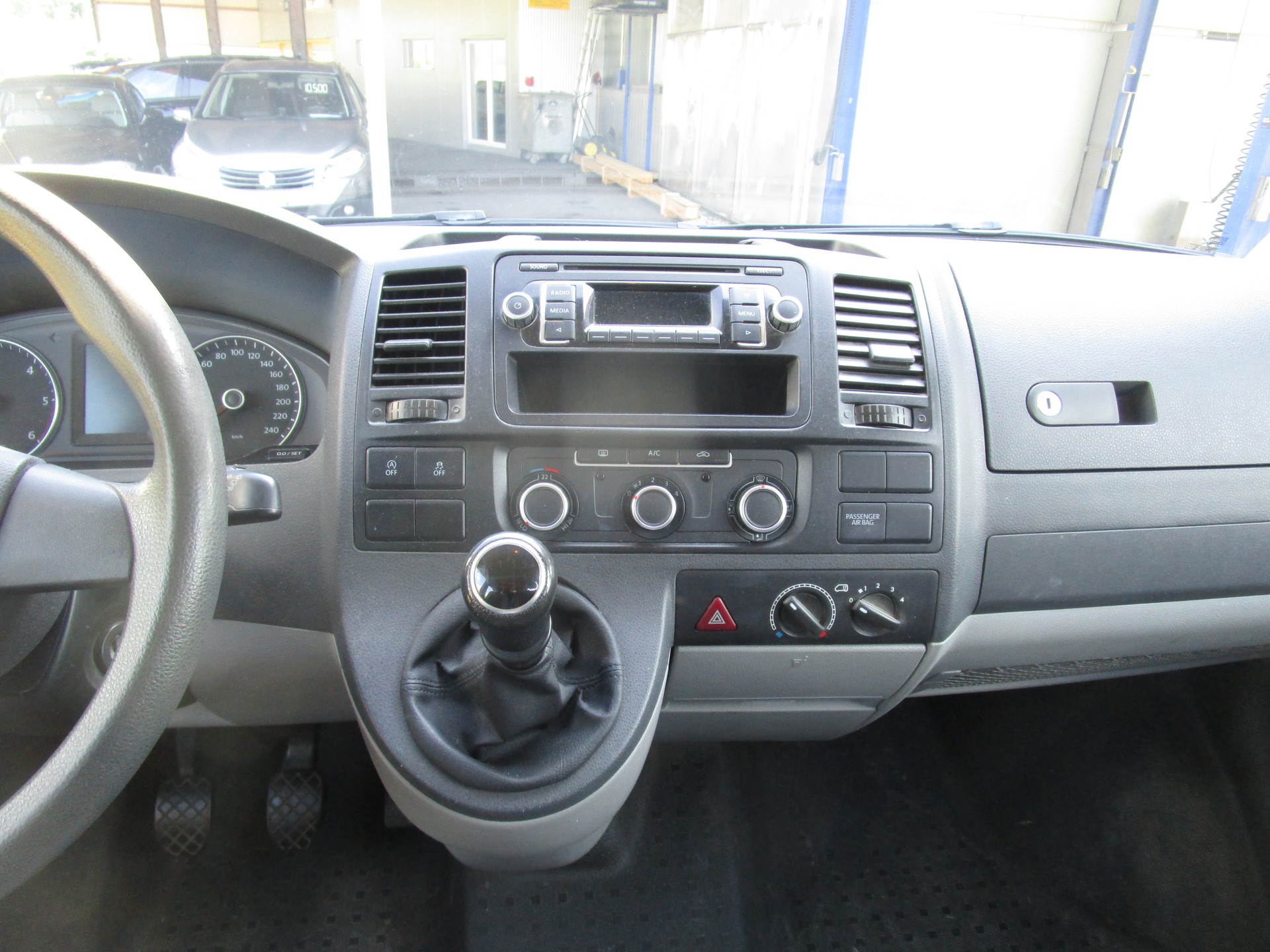 VW T5 2.0 TDI BMT 4Motion - 16