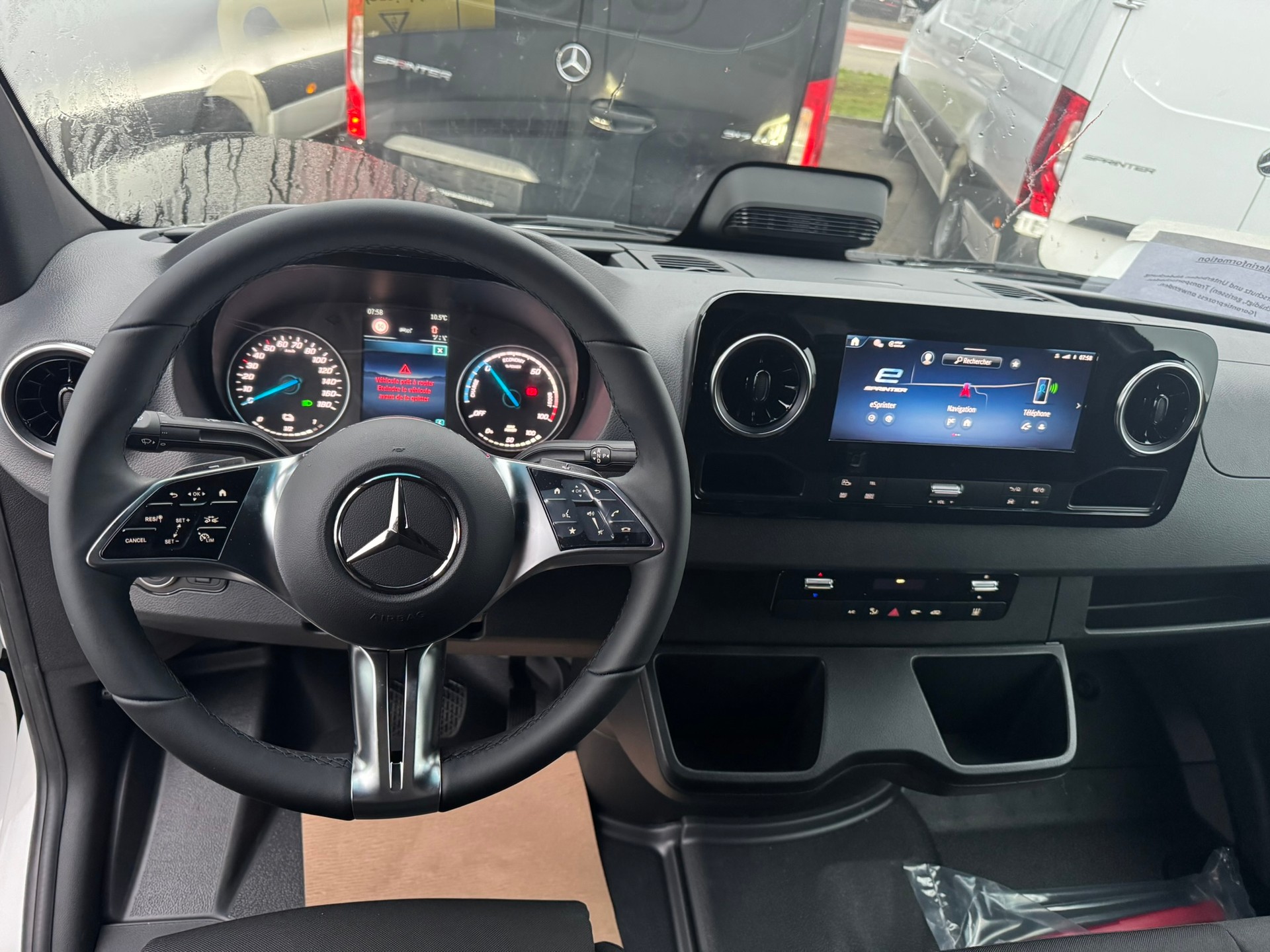 MERCEDES-BENZ eSprinter 320 81kWh Standard Normal Pro - 2