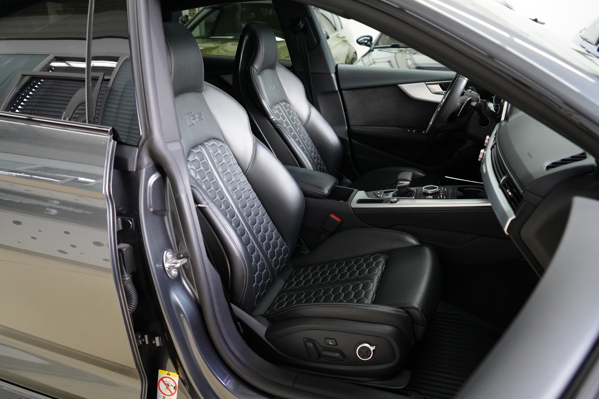 AUDI RS5 Sportback 2.9 TFSI quattro tiptronic - 32