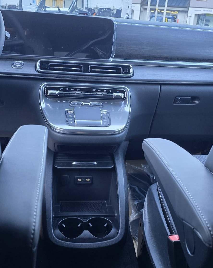 MERCEDES-BENZ V 300 d Swiss Edition L 4x4 - 14