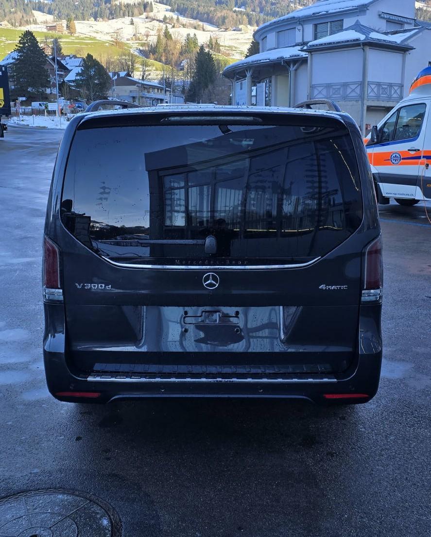 MERCEDES-BENZ V 300 d Swiss Edition L 4x4 - 9