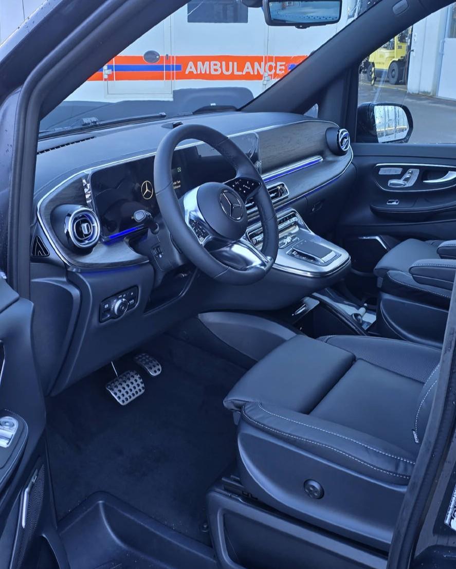 MERCEDES-BENZ V 300 d Swiss Edition L 4x4 - 11