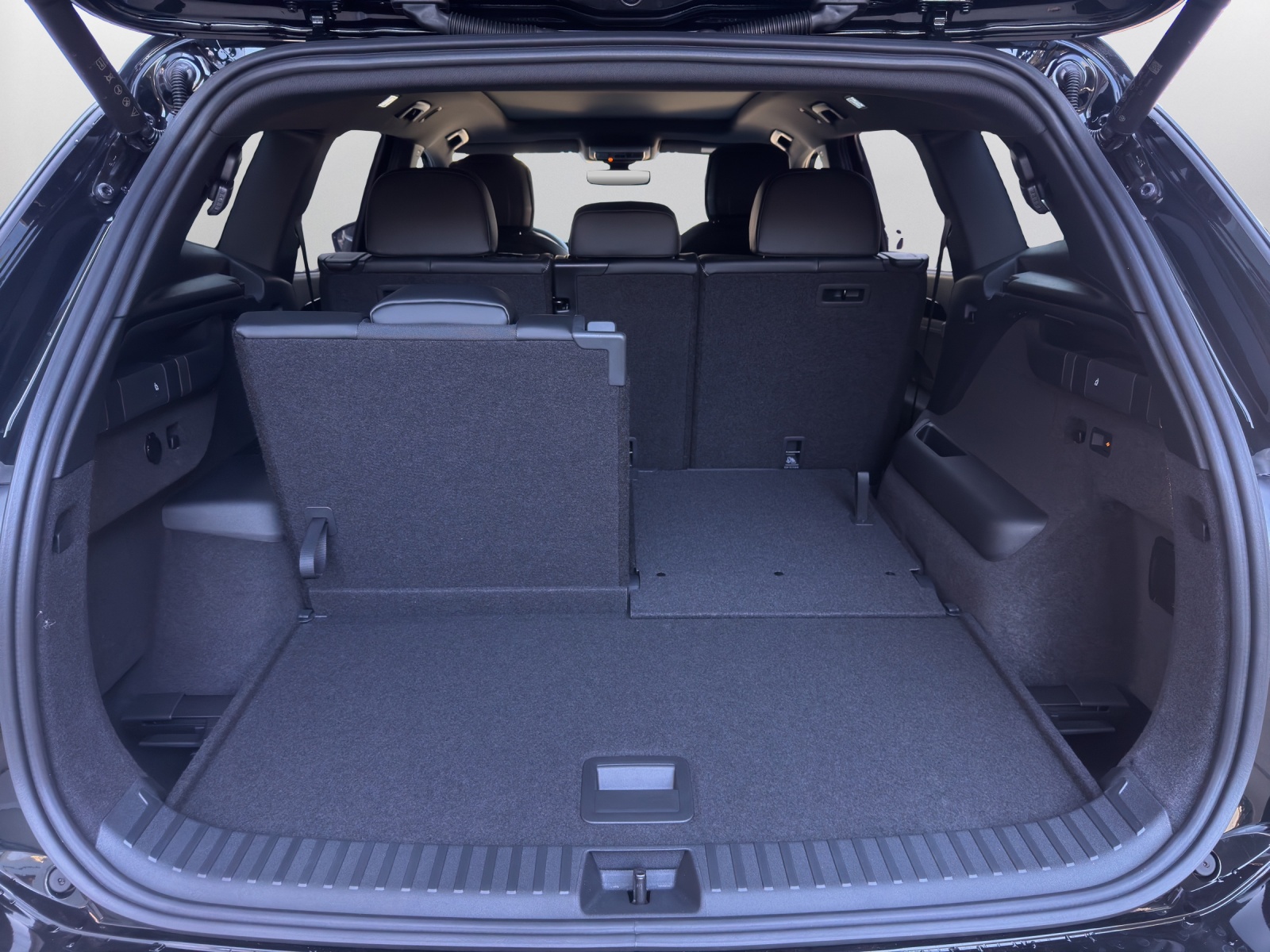 VW Tayron 2.0 TSI R-Line DSG 4Motion - 12