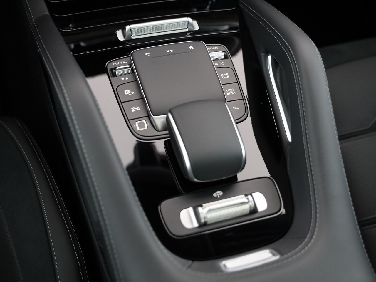 MERCEDES-BENZ GLE 53 AMG Hybrid EQ Star 4Matic+ 9G-Tronic - 17