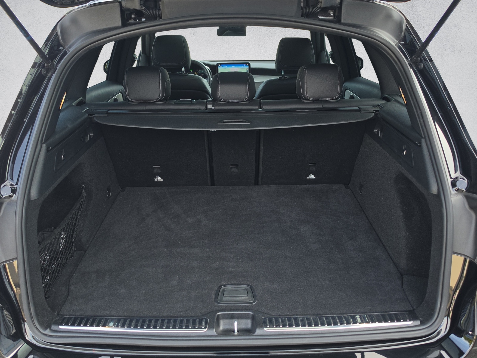 MERCEDES-BENZ GLC 300 AMG Line 4Matic 9G-Tronic - 17