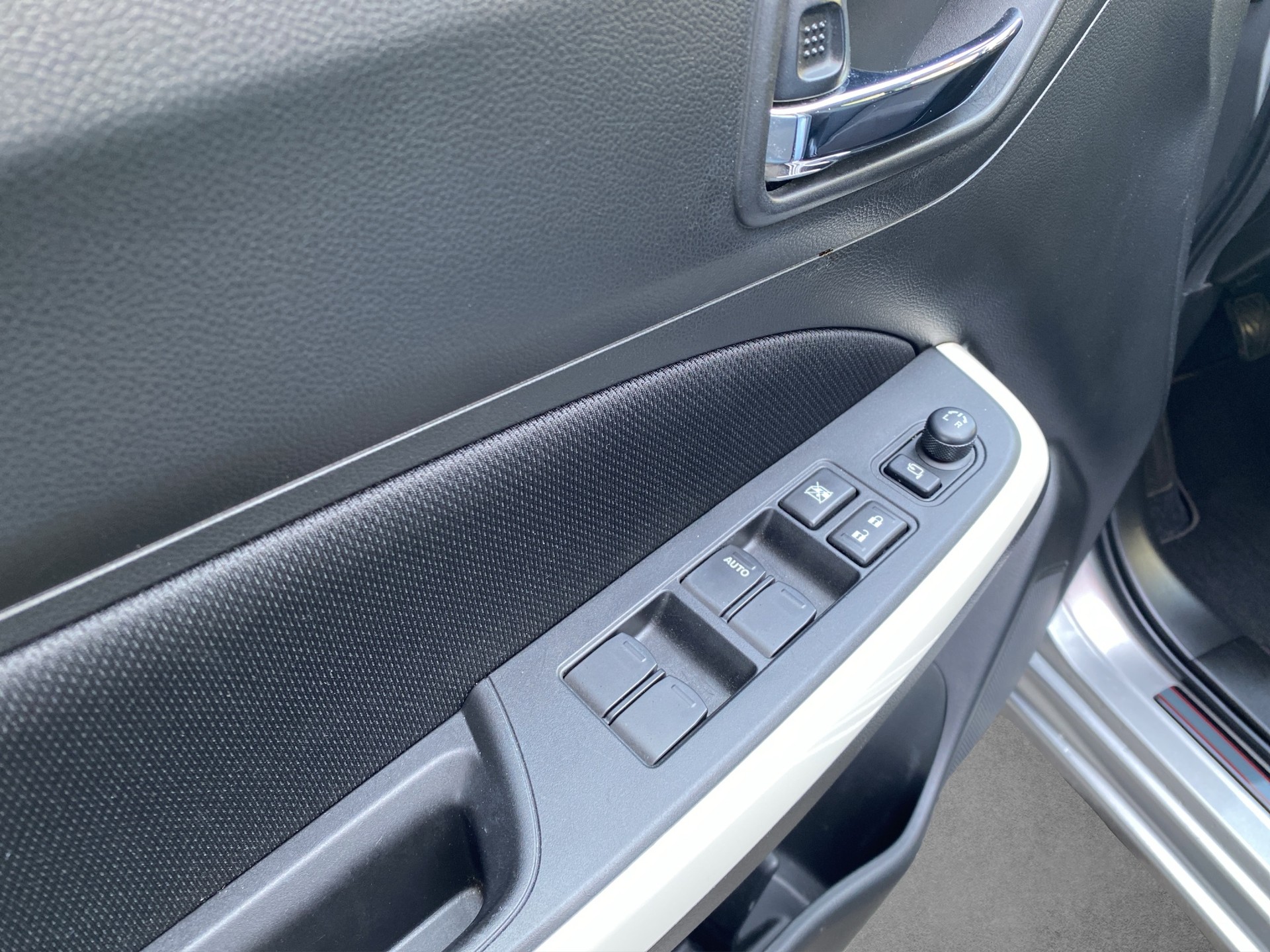 SUZUKI Swift 1.2i 16V SHVS Piz Sulai Top Hybrid Allgri4x4 - 17