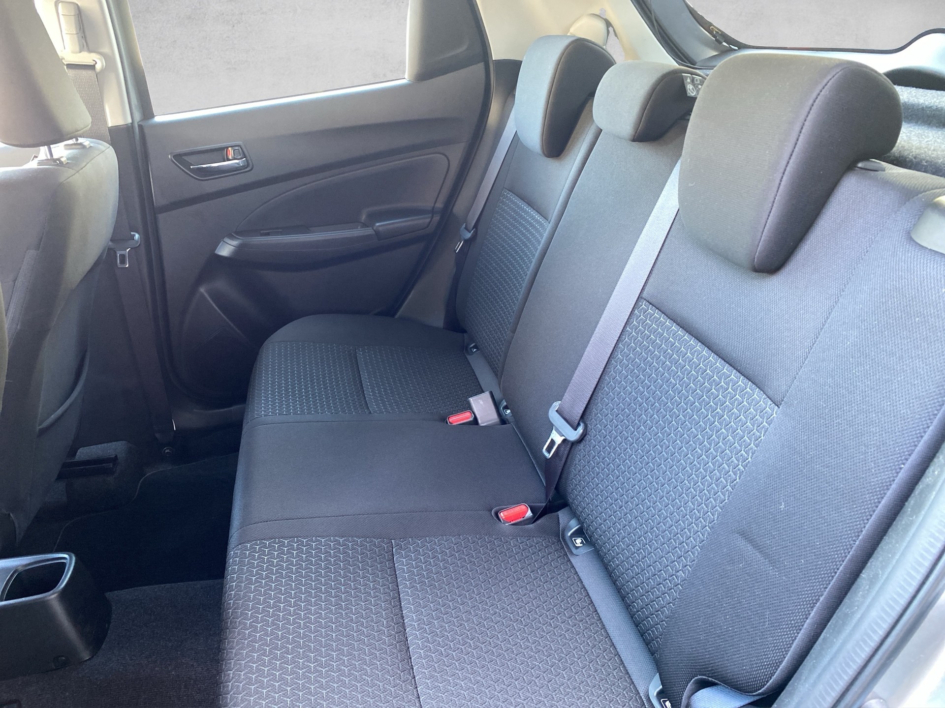 SUZUKI Swift 1.2i 16V SHVS Piz Sulai Top Hybrid Allgri4x4 - 12