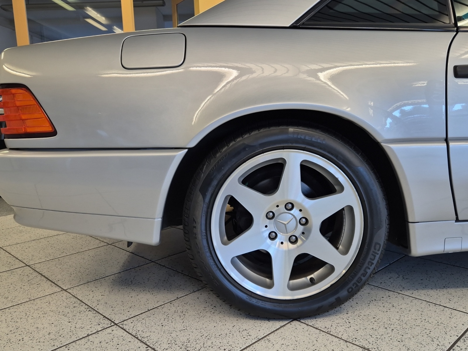 MERCEDES-BENZ SL 320 Special Edition - 24