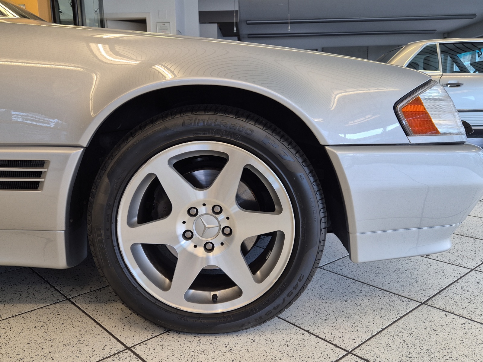 MERCEDES-BENZ SL 320 Special Edition - 25