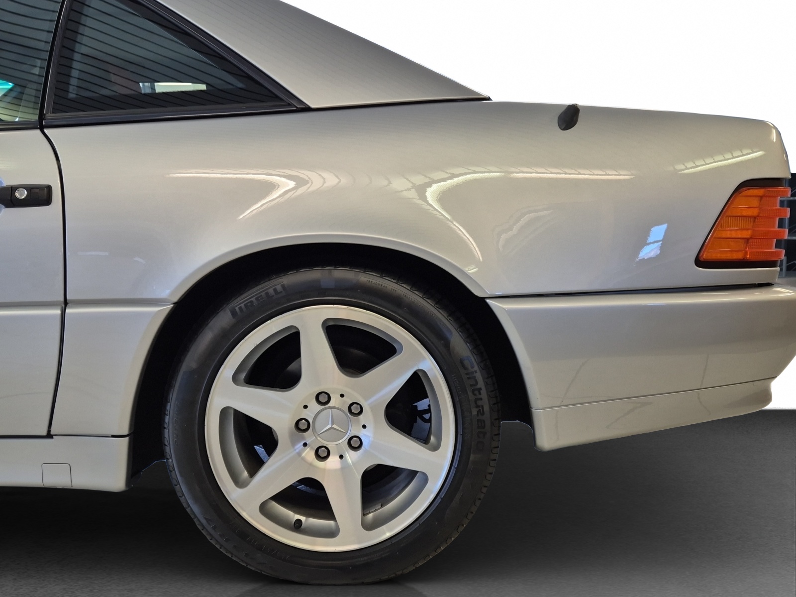 MERCEDES-BENZ SL 320 Special Edition - 23