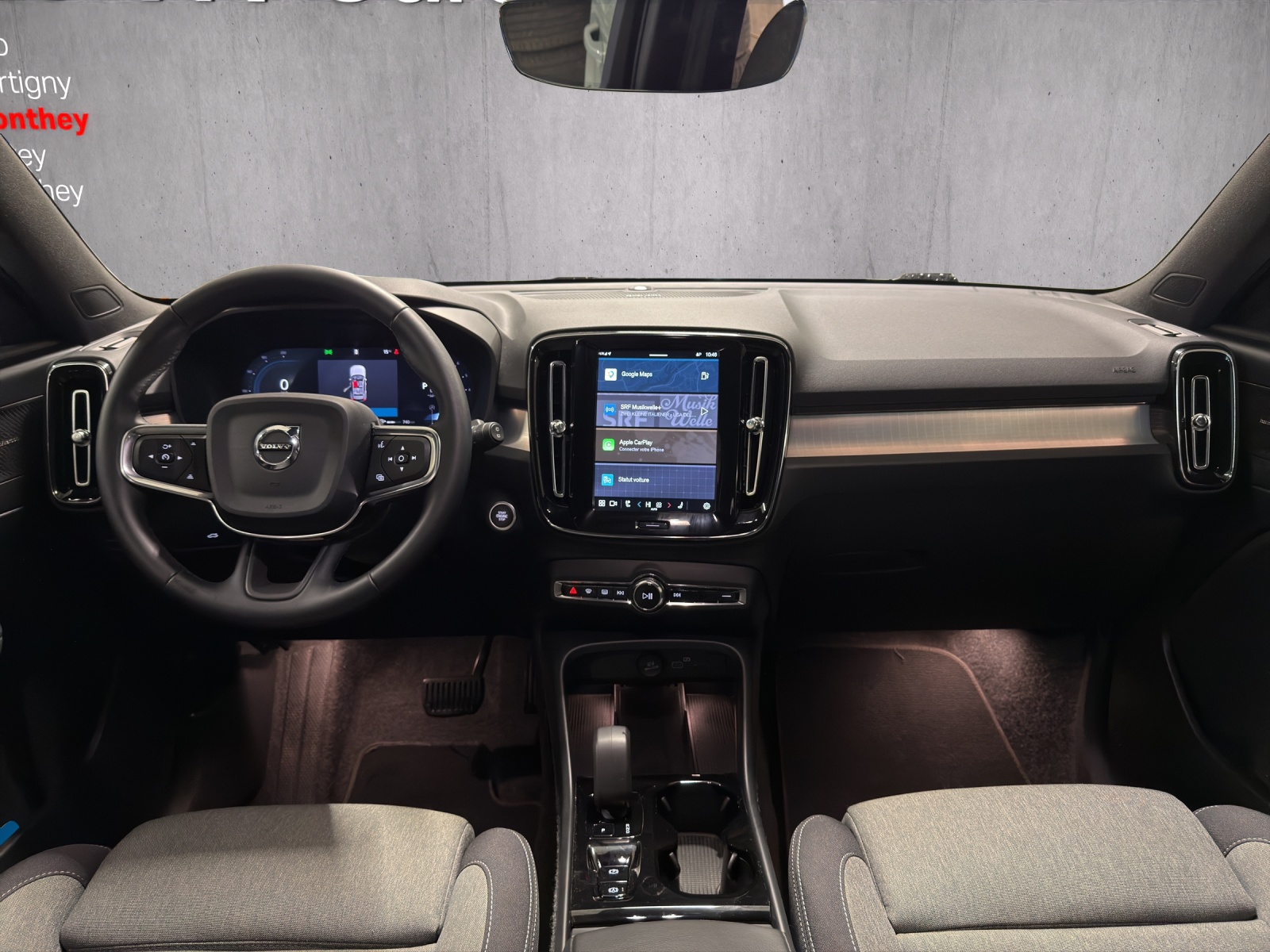 VOLVO XC40 B3 Benzin Mild Hybrid Plus Dark DCT - 14