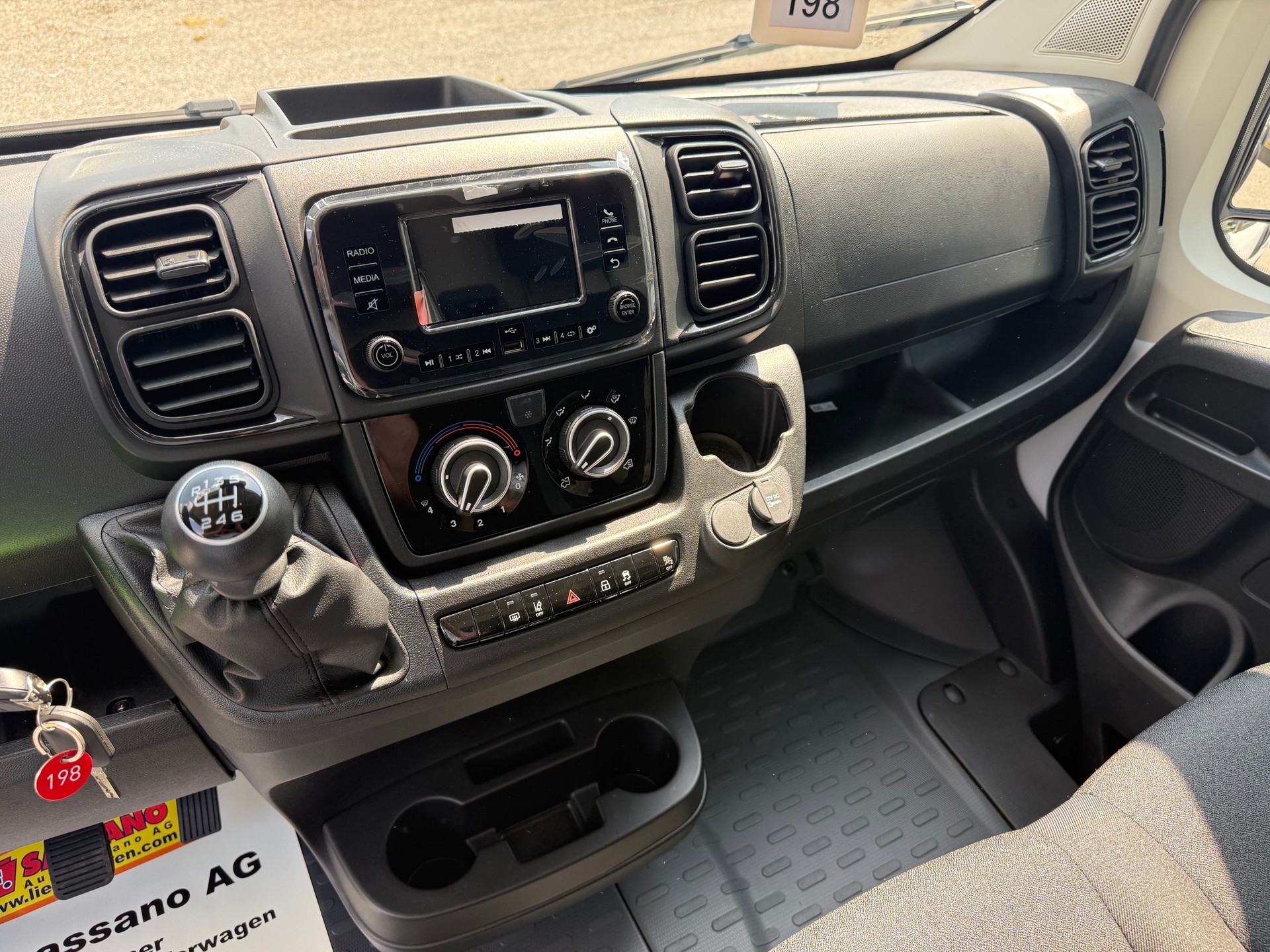 OPEL Movano 2.2 d 3.5t L2H2 140 PS neues Interieur Jg. 2026 - 10