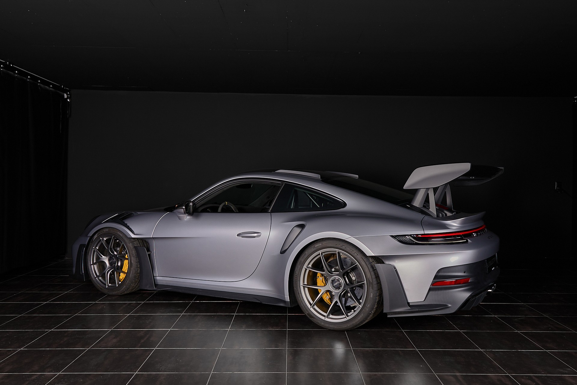 PORSCHE 911 GT3 RS - 5