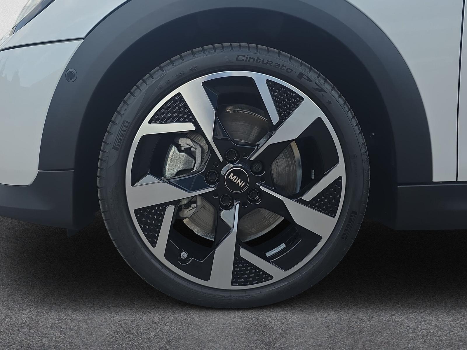 MINI Cooper S F66 2.0i (CH) - 9
