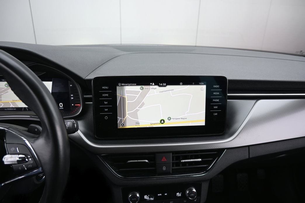 SKODA Kamiq 1.0 TSI Ambition DSG - 12
