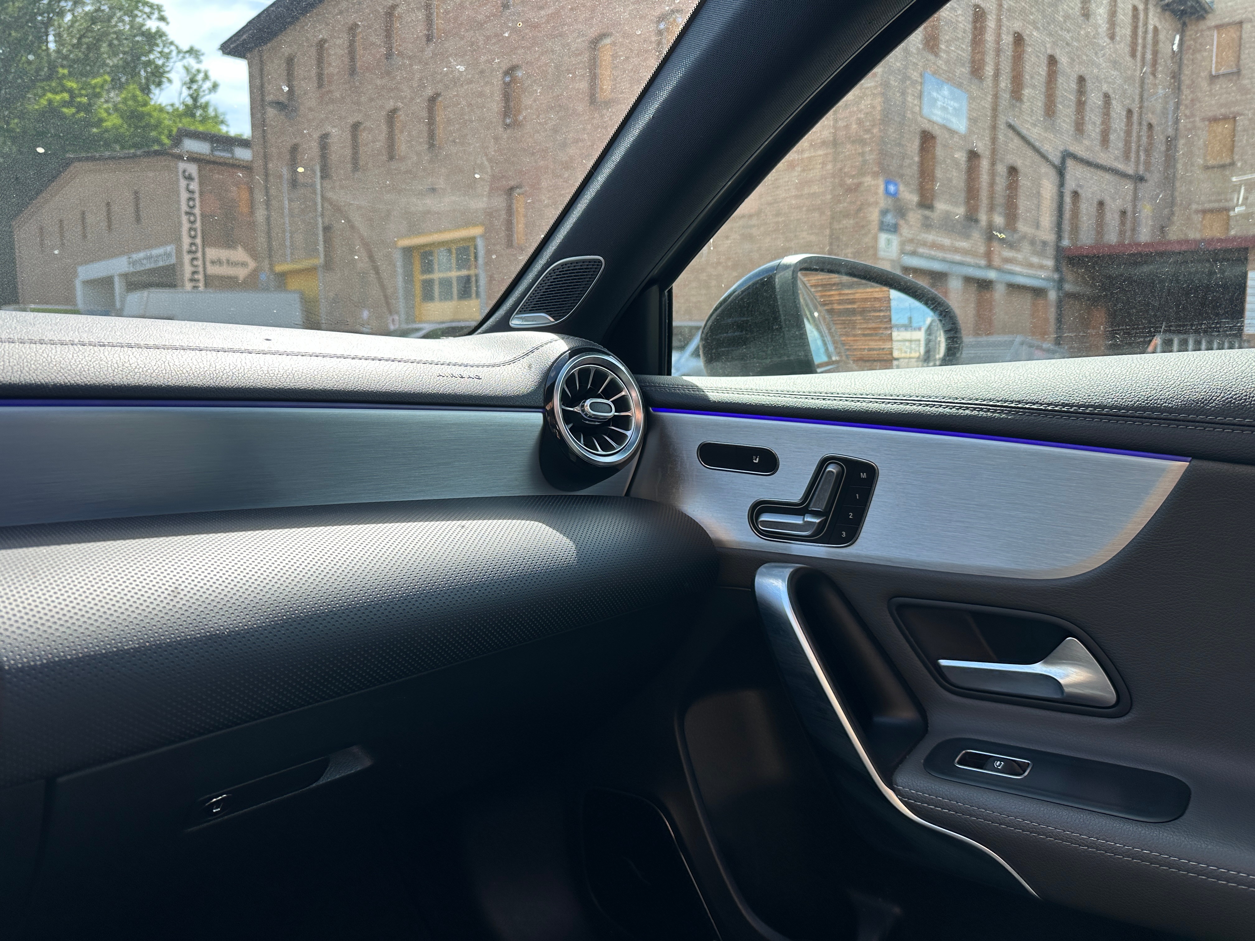 MERCEDES-BENZ A 250 14