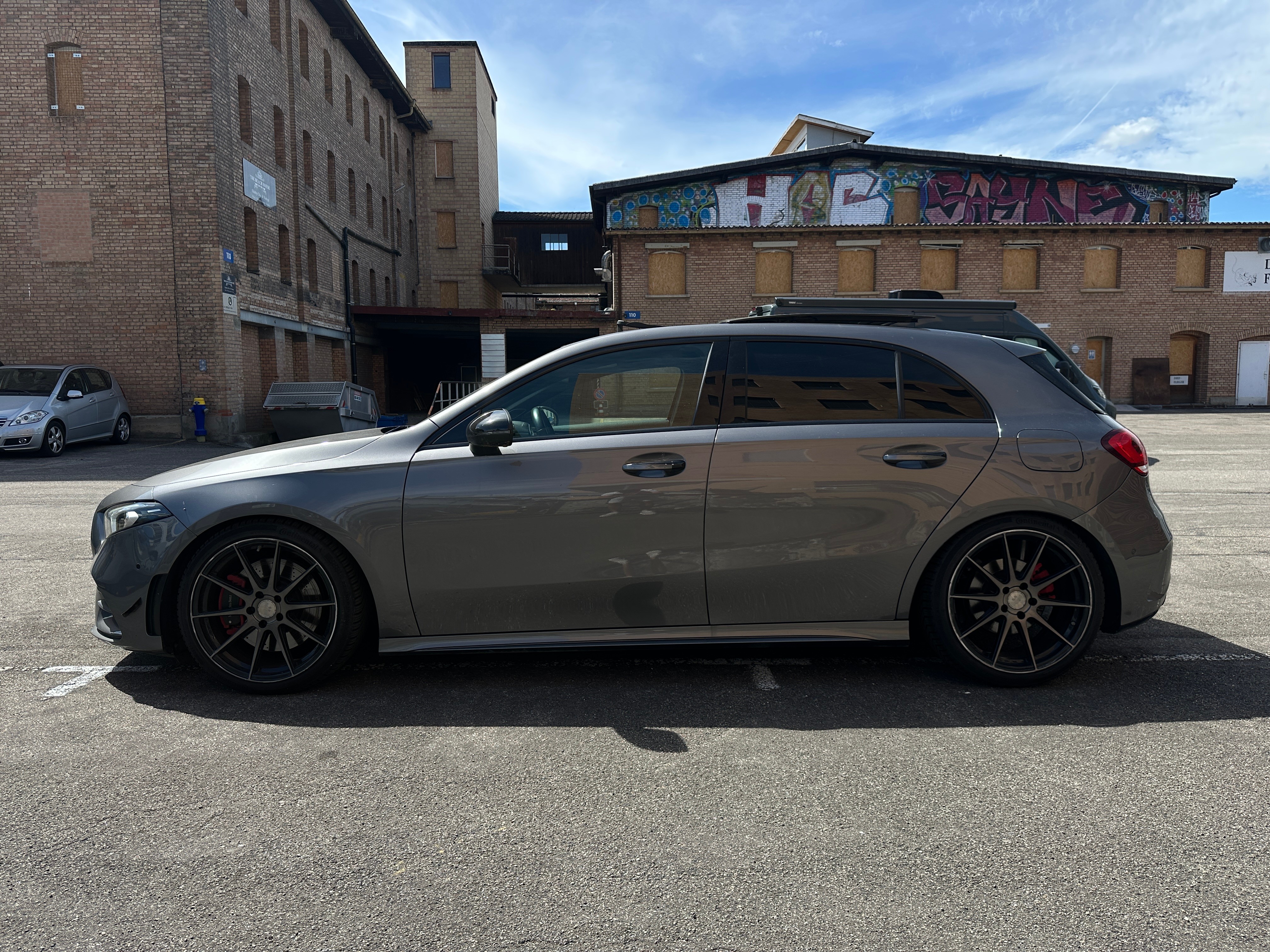 MERCEDES-BENZ A 250 3