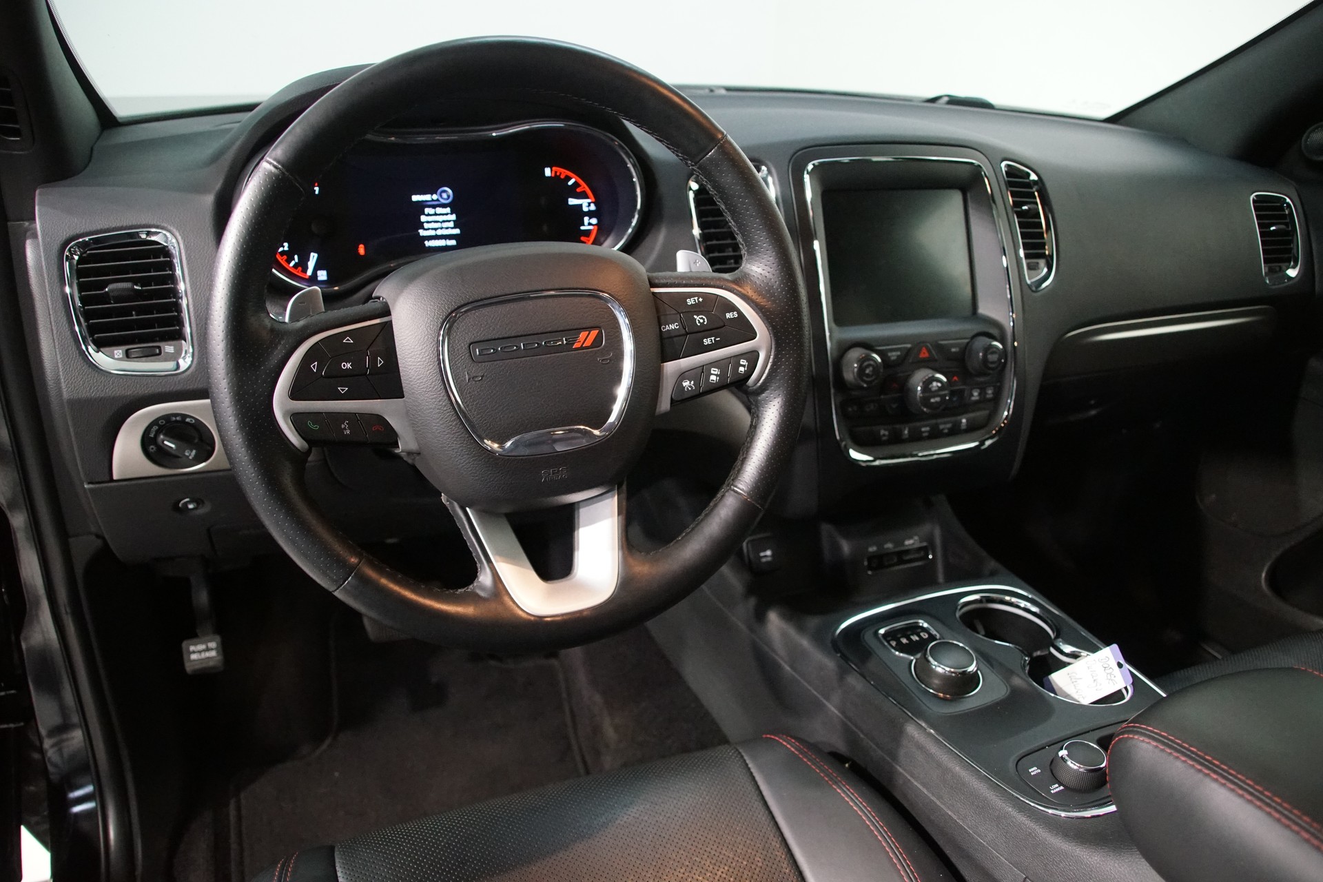 DODGE Durango 5.7Lt. V8 R/T - 16