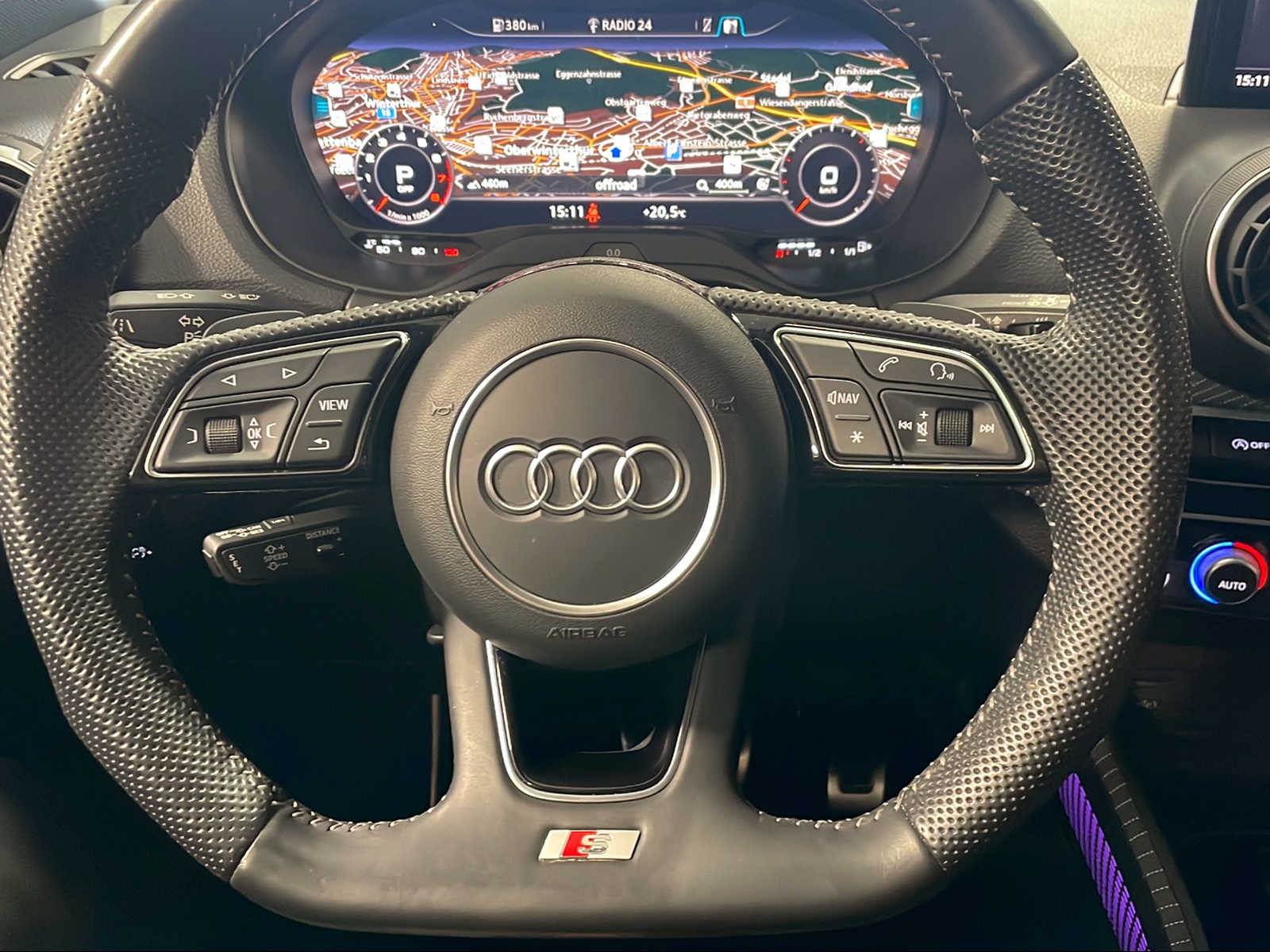 AUDI Q2 2.0 40 TFSI Sport quattro S-Tronic - 6
