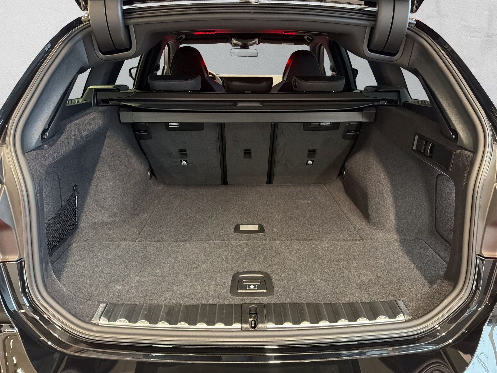 BMW M3 Touring xDrive Competition M - 10