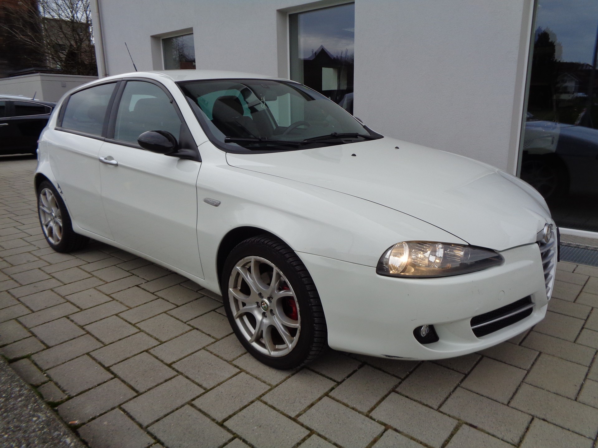 ALFA ROMEO 147 1.6 TS 16V Progression