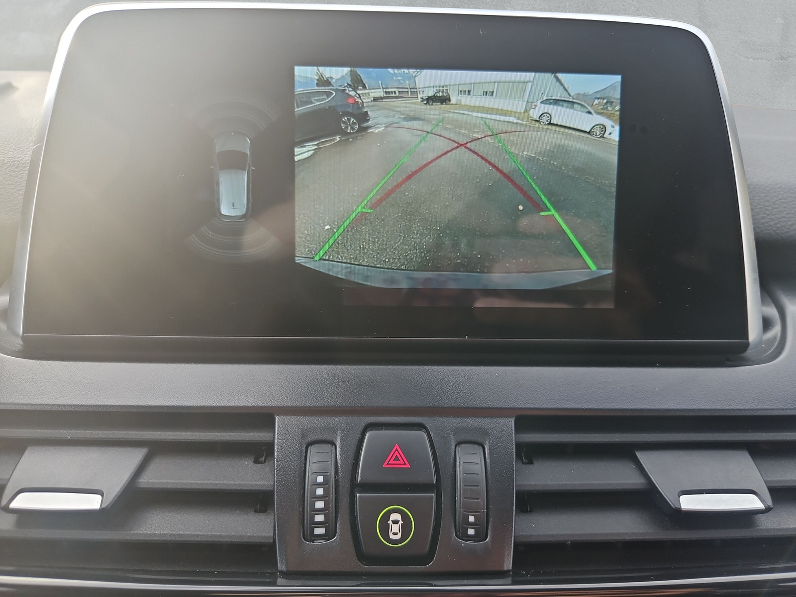 BMW 225xe Active Tourer - 22