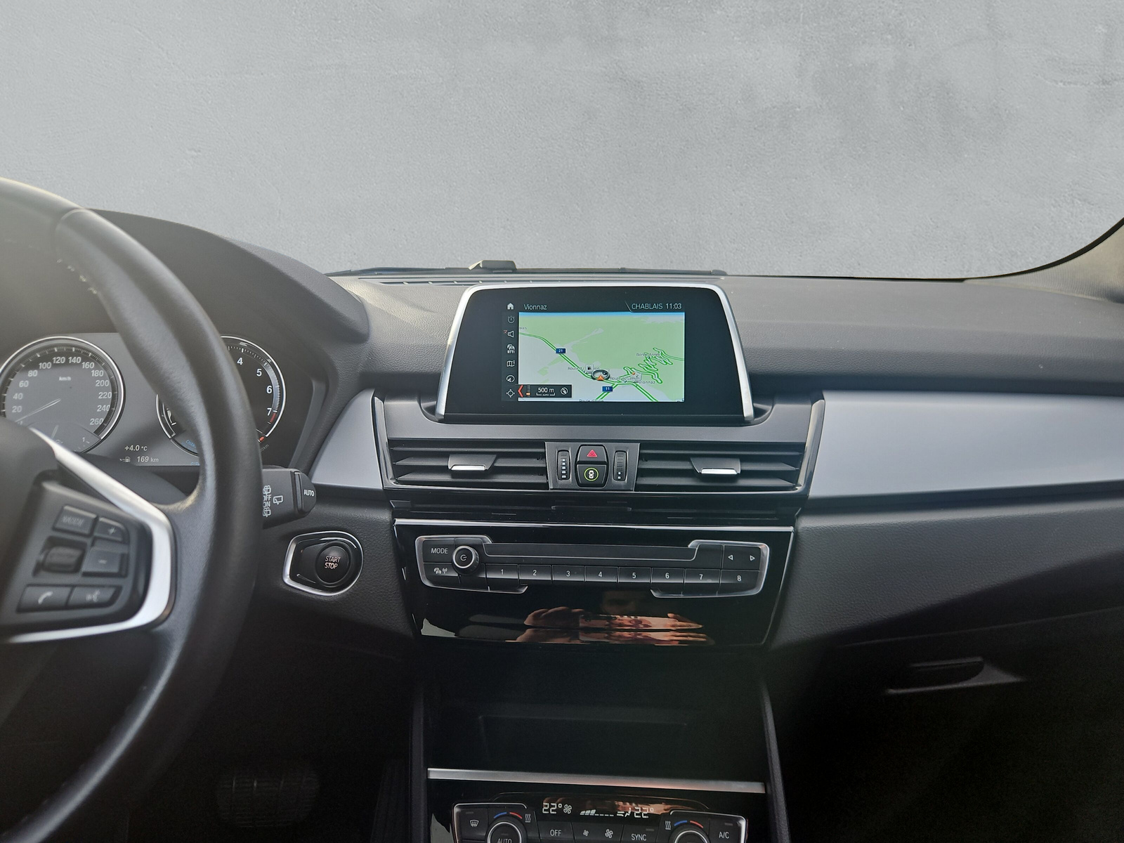 BMW 225xe Active Tourer - 15