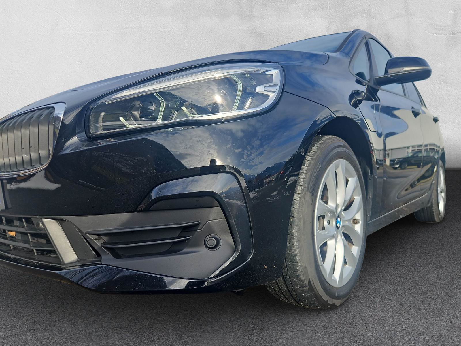 BMW 225xe Active Tourer - 9