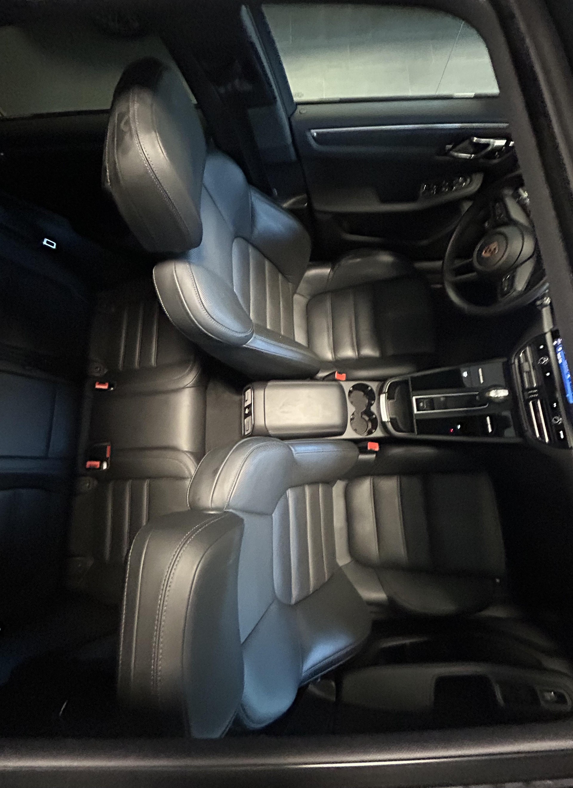 PORSCHE Macan 2.0 - 2