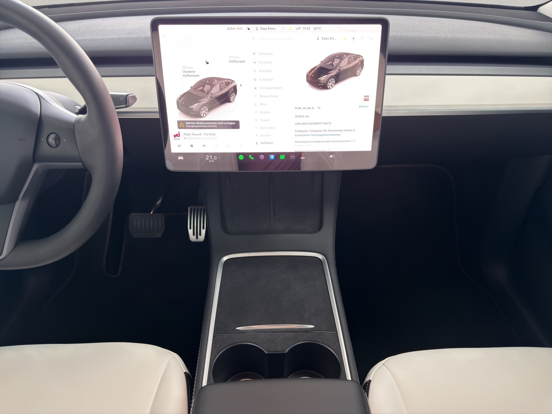 TESLA Model Y RWD - 9