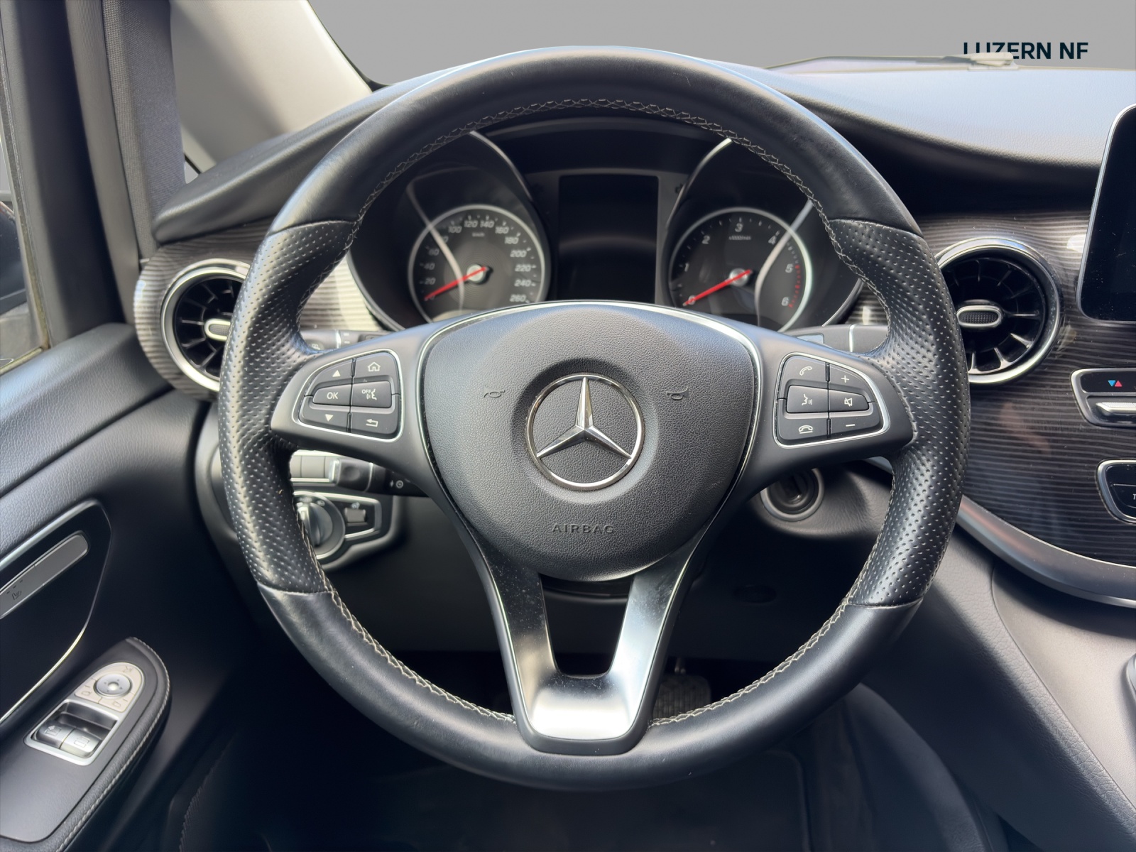 MERCEDES-BENZ V 250 d extralang Avantgarde 4Matic 9G-Tronic - 14