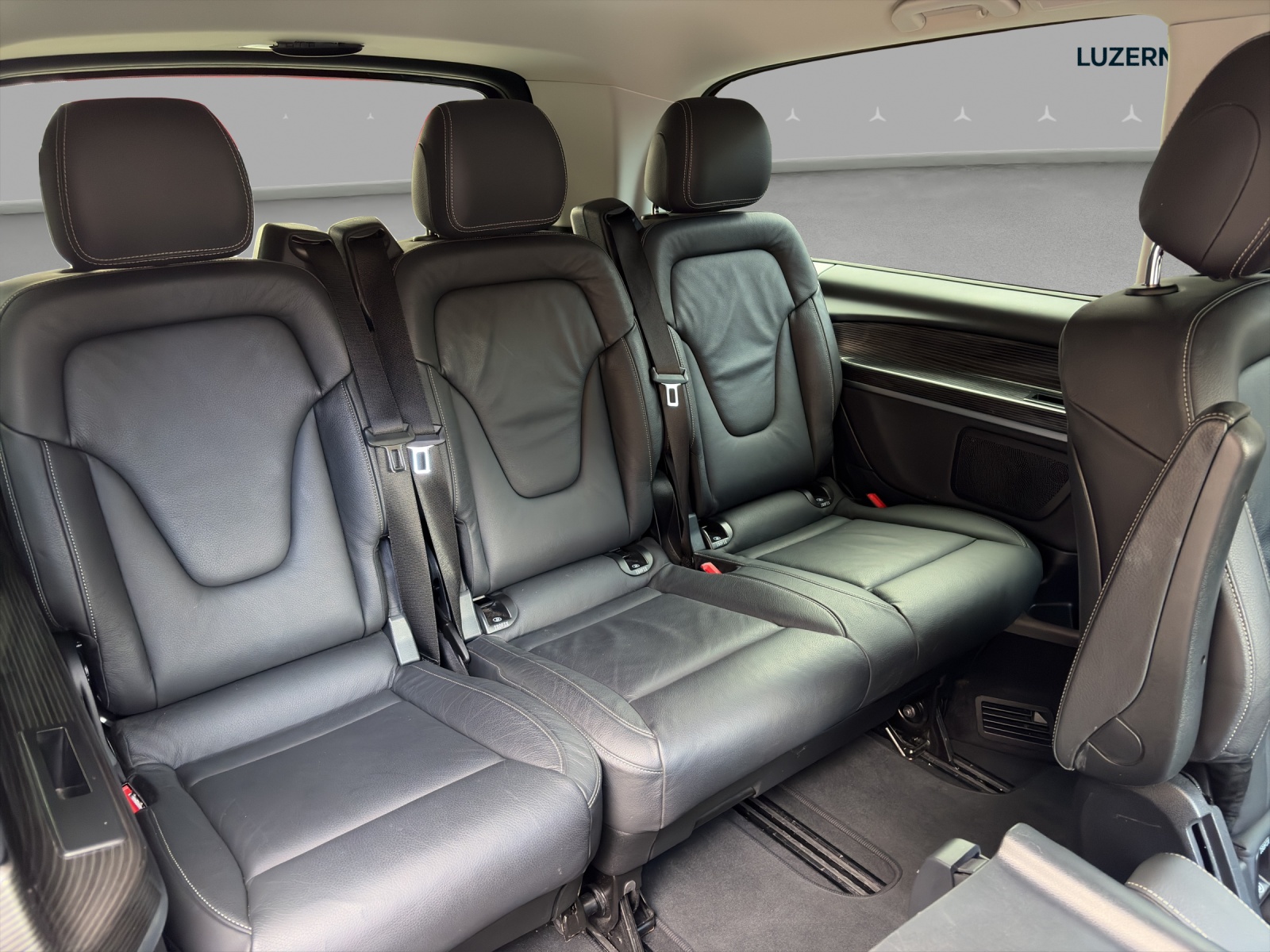 MERCEDES-BENZ V 250 d extralang Avantgarde 4Matic 9G-Tronic - 12