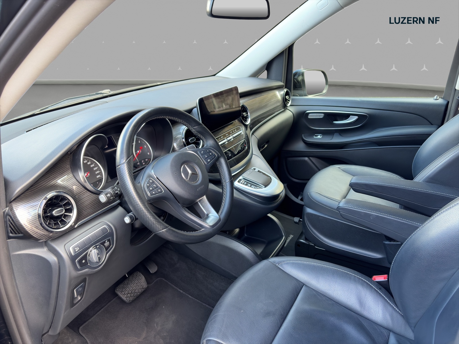 MERCEDES-BENZ V 250 d extralang Avantgarde 4Matic 9G-Tronic - 9