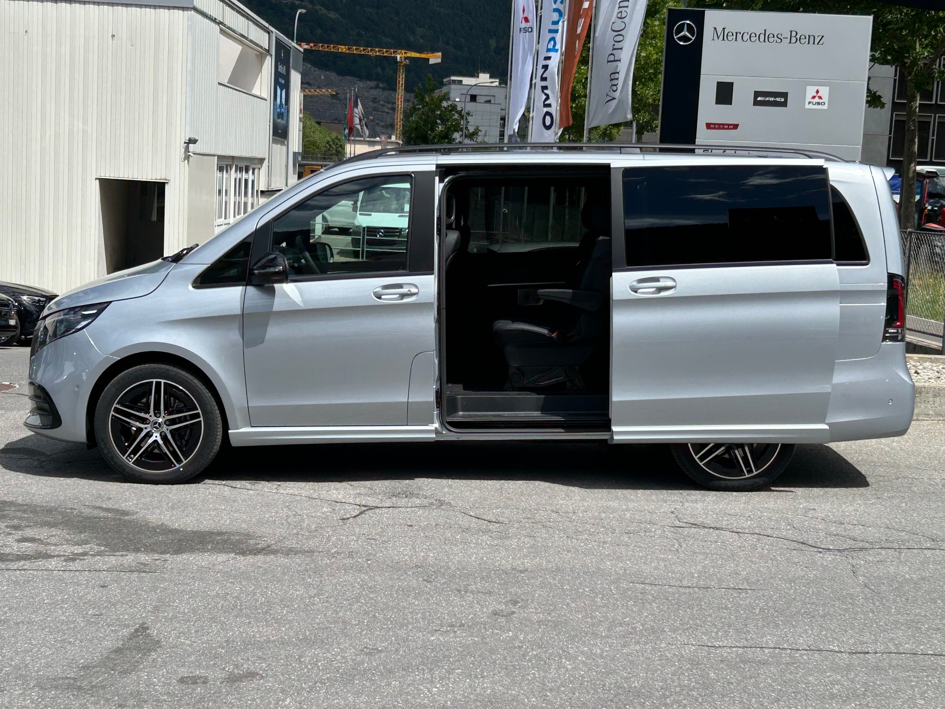 MERCEDES-BENZ V 300d Exclusive Lang SWISS EDITION 4Matic - 5