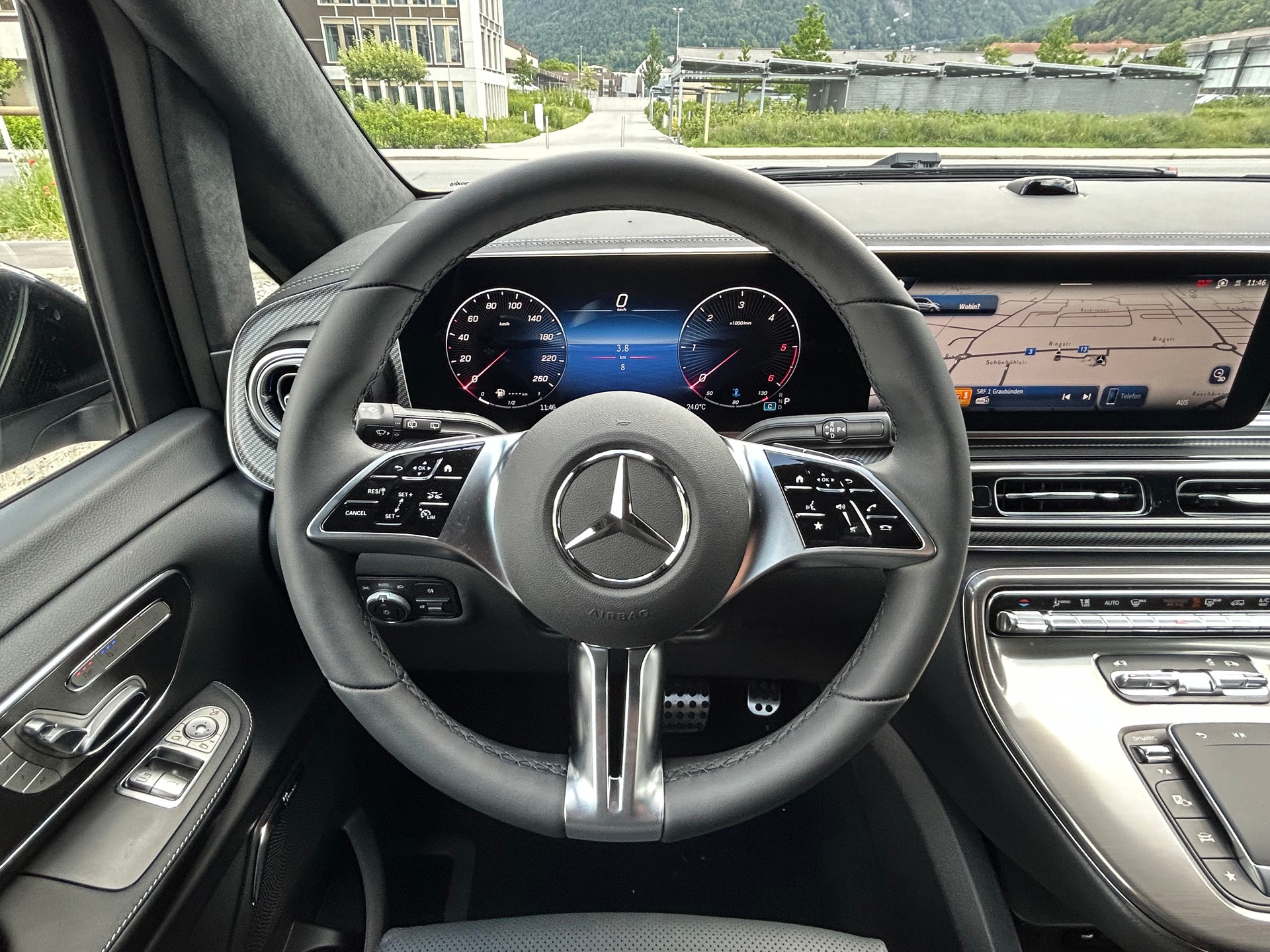 MERCEDES-BENZ V 300d Exclusive Lang SWISS EDITION 4Matic - 18
