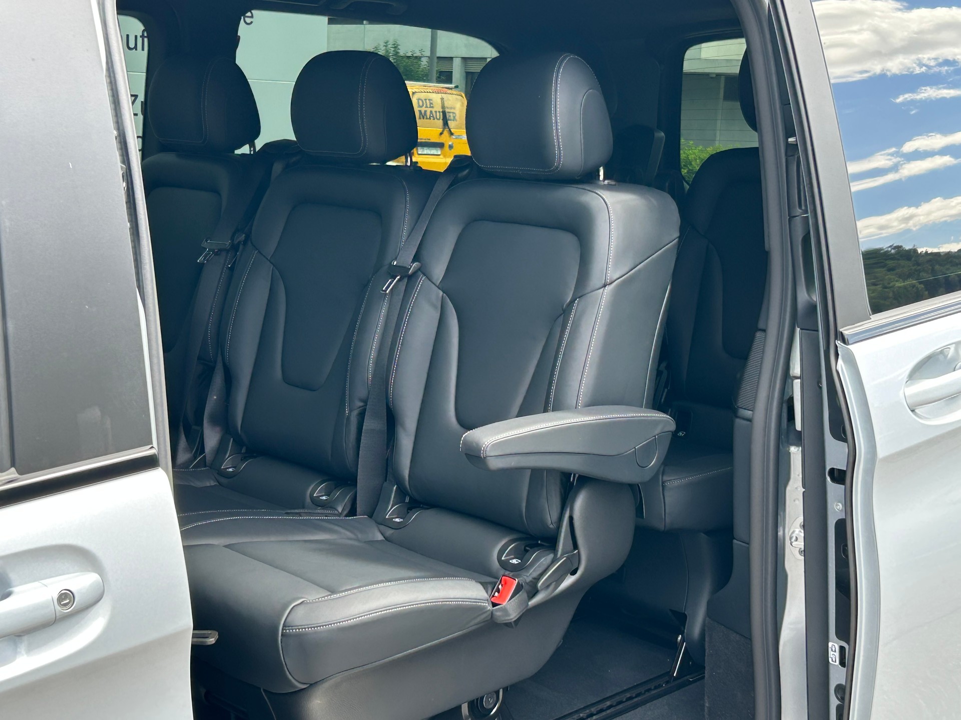 MERCEDES-BENZ V 300d Exclusive Lang SWISS EDITION 4Matic - 6