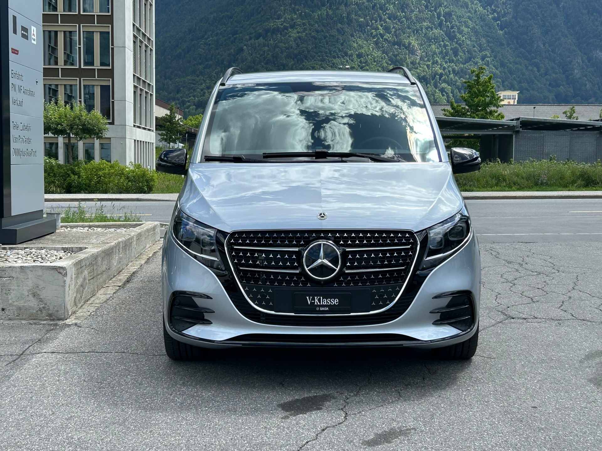 MERCEDES-BENZ V 300d Exclusive Lang SWISS EDITION 4Matic - 2
