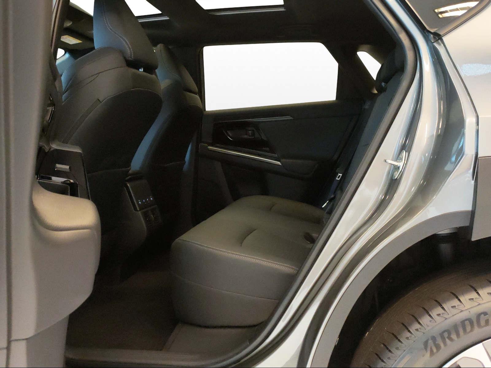 SUBARU Solterra eV Luxury AWD - 15